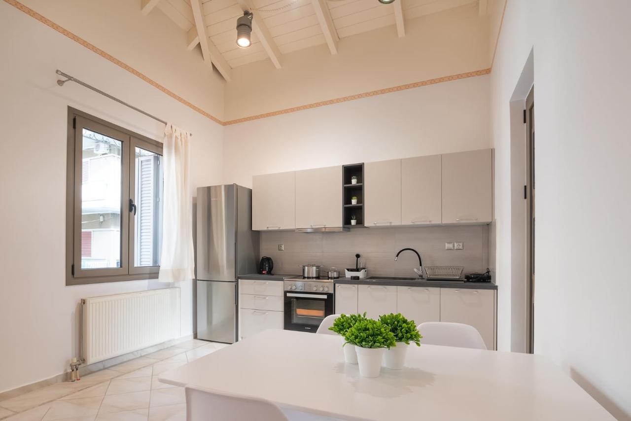 Topalidi'S Home Nea Palatia Eksteriør billede
